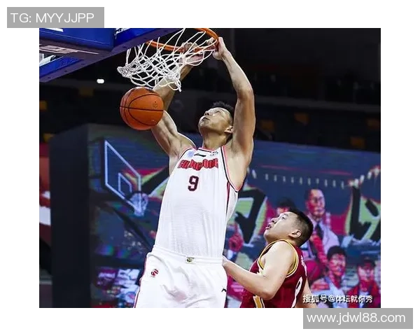 上海排球队以83分领跑洲际杯积分榜展现强劲实力